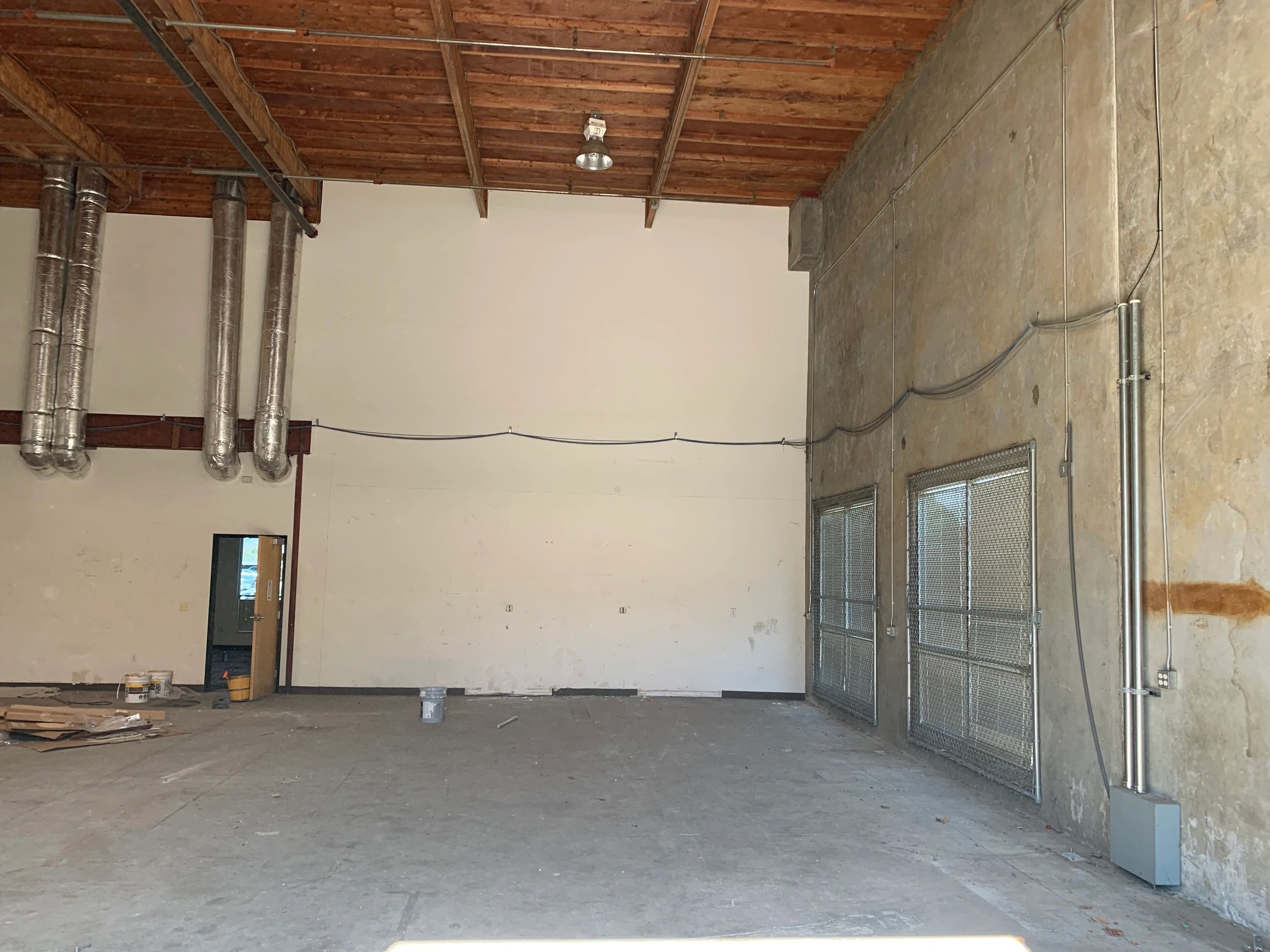 Commercial building exterior renovation